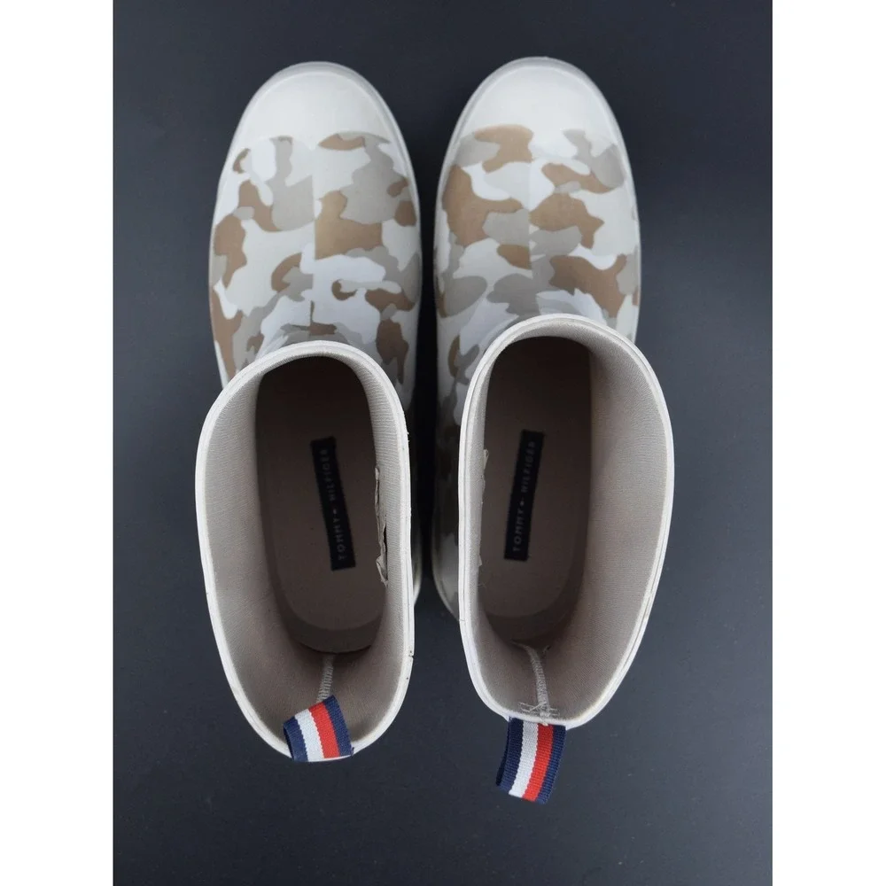 Tommy Hilfiger Rain Boots Women Size 8 Camo Print Ankle Rubber Good Condition